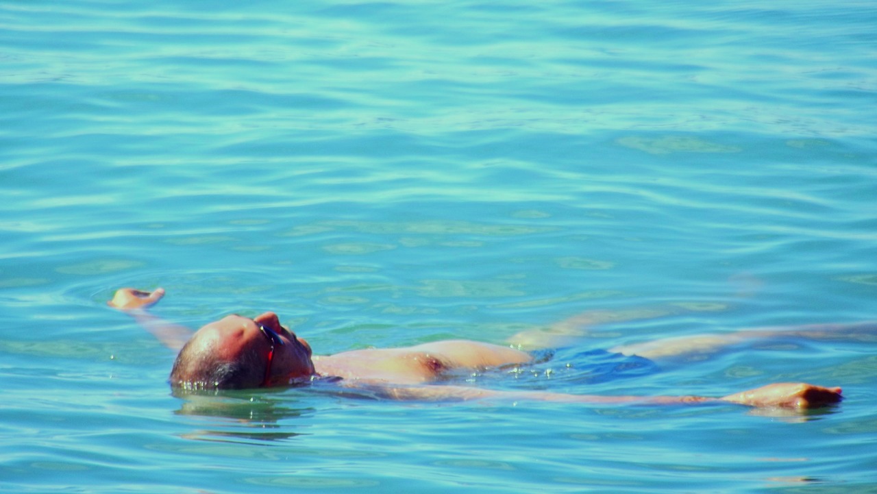 Beach sun bath